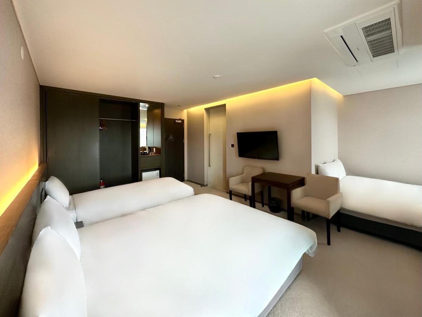 Grand Mer Hotel Seogwipo Ocean Exterior foto