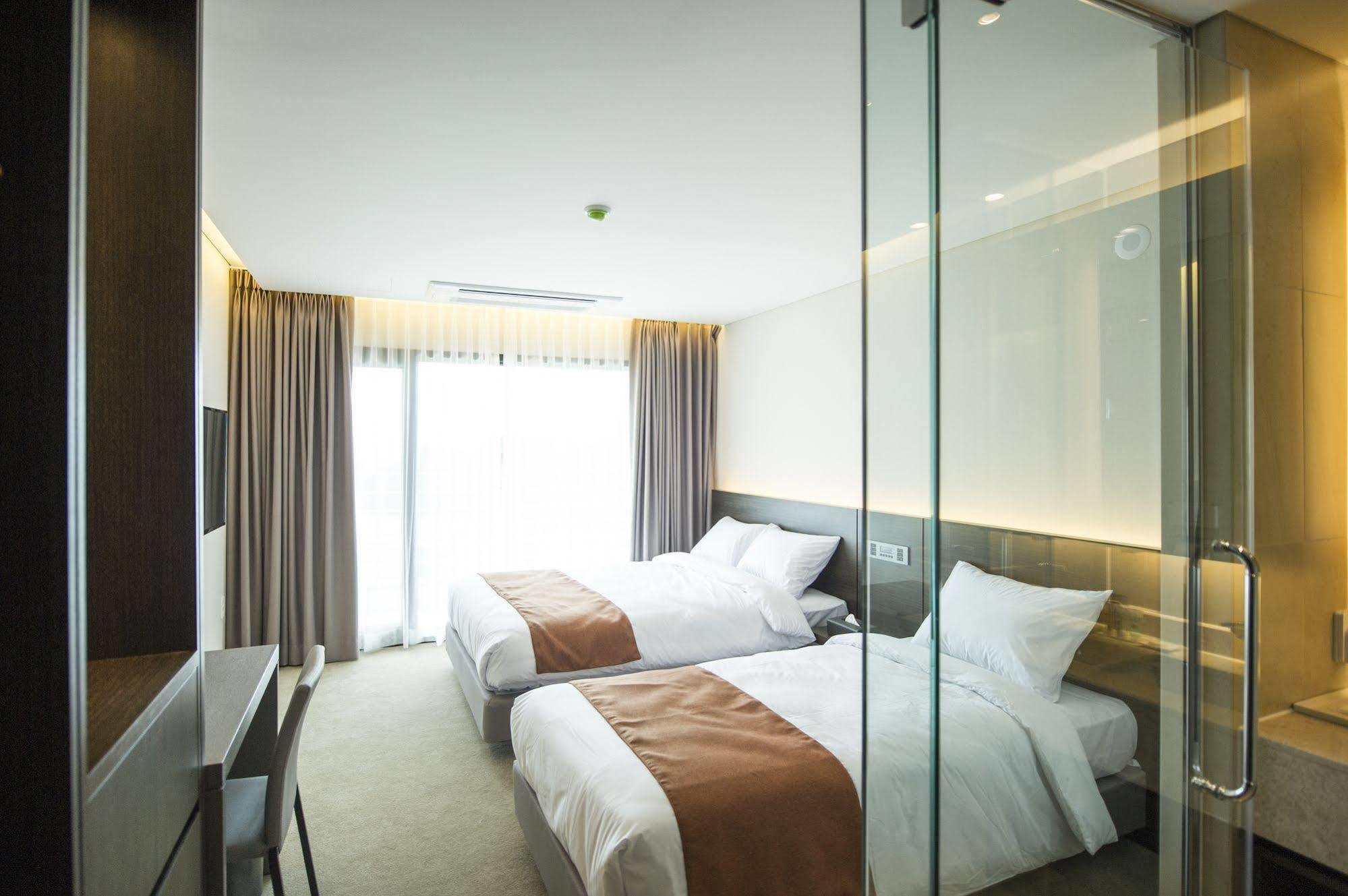 Grand Mer Hotel Seogwipo Ocean Exterior foto